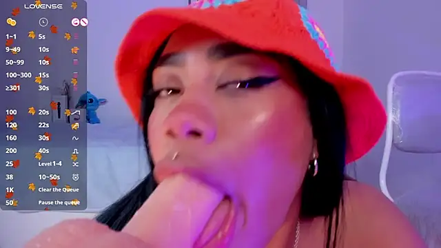 Snapshot of briana_walker chatting on 03/18/25, 09:10 briana walker online show from 03/18/25, 09:10