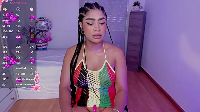 Snapshot of briana_walker chatting on 09/16/25, 10:38 briana walker online show from 09/16/25, 10:38