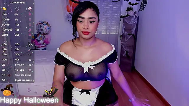 Snapshot of briana_walker chatting on 10/30/25, 11:22 briana walker online show from 10/30/25, 11:22