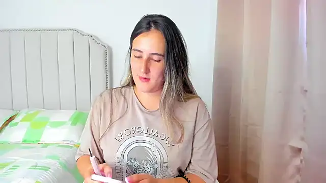 Hanna86 online show from 09/23/25, 07:17