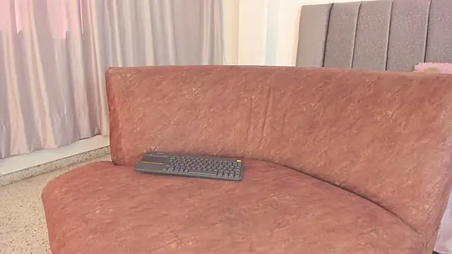 samantha stan online show from 04/10/26, 12:10