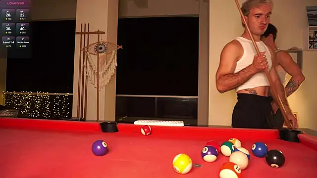 Snapshot of Bbrandon_ chatting on 06/01/26, 04:52 Bbrandon online show from 06/01/26, 04:52