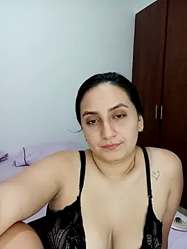 Angeelus2 online show from 10/10/25, 09:36