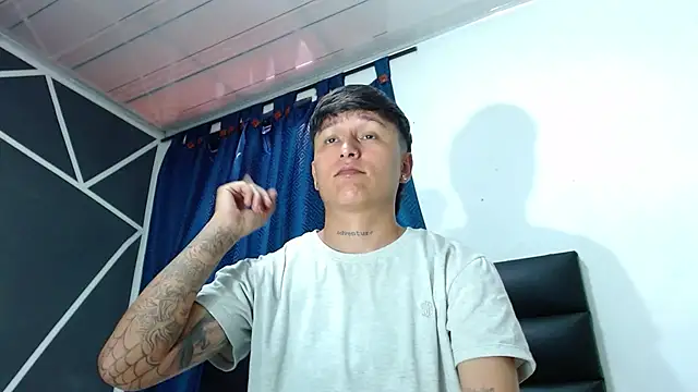 Tamarahryan online show from 10/08/25, 01:20