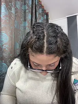 croftsmila online show from 03/04/26, 11:00