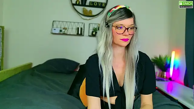 Kittychatte online show from 12/08/24, 08:25