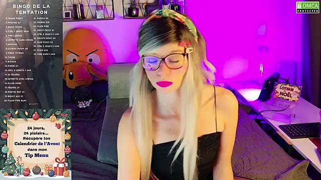 Kittychatte online show from 11/29/25, 10:29