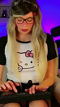 Snapshot of Kittychatte chatting on 06/09/26, 08:31 Kittychatte online show from 06/09/26, 08:31
