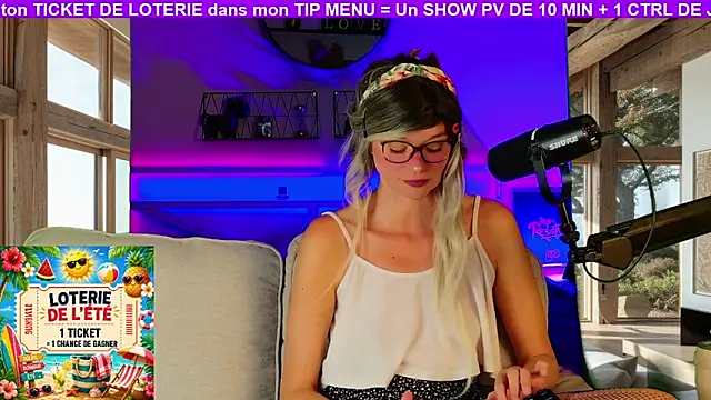 Snapshot of Kittychatte chatting on 07/08/26, 12:42 Kittychatte online show from 07/08/26, 12:42