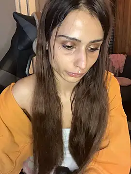 LaPetitechienne1 online show from 01/26/25, 04:41