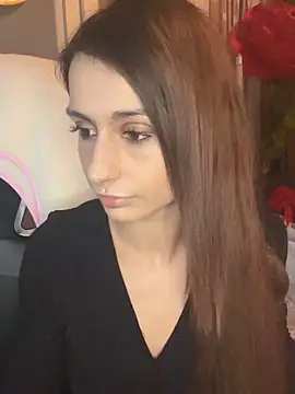 LaPetitechienne1 online show from 02/11/25, 08:42