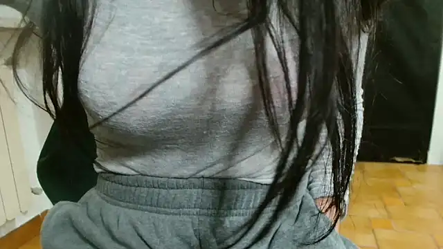 patatinahot87 online show from 03/21/26, 04:43