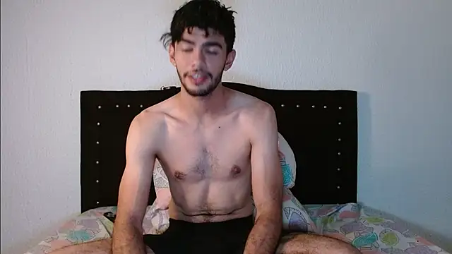 Snapshot of bear_97s chatting on 01/18/25, 10:49 bear 97s online show from 01/18/25, 10:49