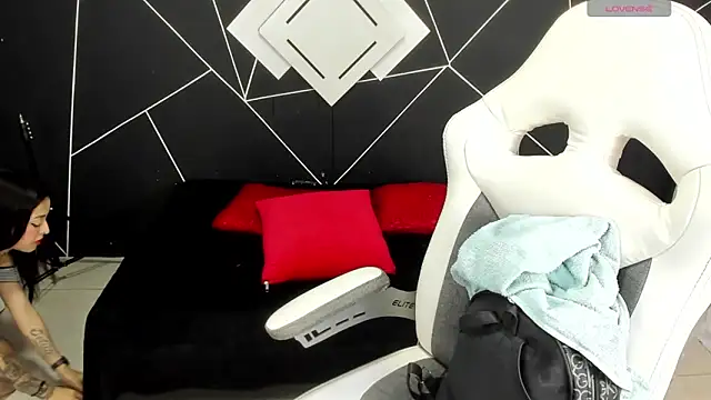 farichell online show from 02/08/25, 08:32