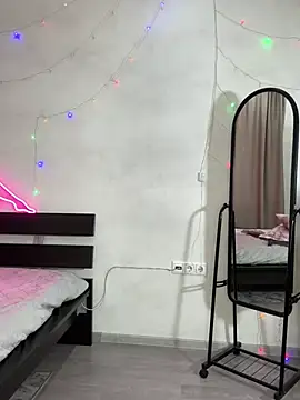 Snapshot of Milf_Tea chatting on 01/31/25, 04:14 Milf Tea online show from 01/31/25, 04:14