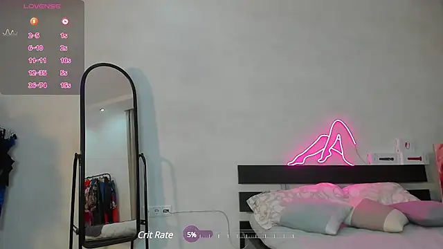 Snapshot of Milf_Tea chatting on 03/10/25, 07:21 Milf Tea online show from 03/10/25, 07:21