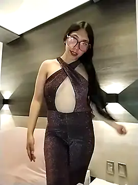 Umaru uwu online show from 04/16/26, 02:23