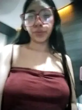 Umaru uwu online show from 04/18/26, 02:26