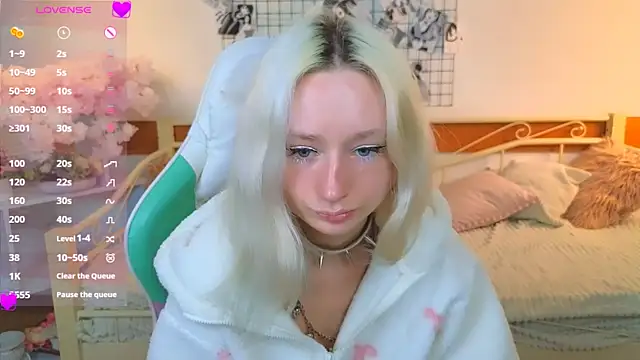 Katia Kim online show from 04/03/26, 05:16