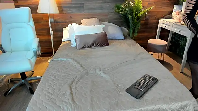 Your Wet Desire online show from 01/15/25, 08:30