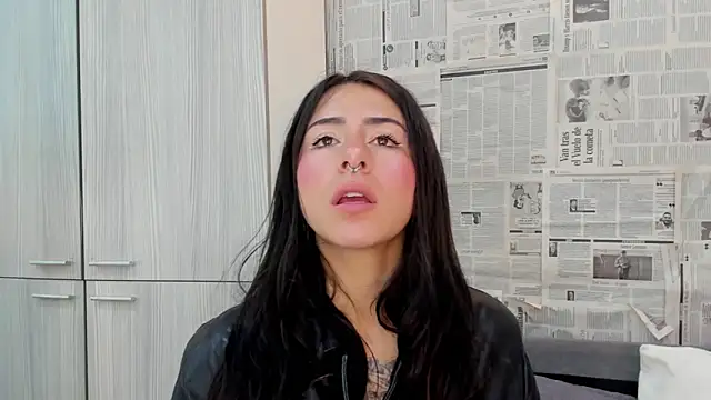 Mhelanny2 online show from 01/25/25, 12:16