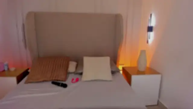 luisah  online show from 01/16/26, 07:40