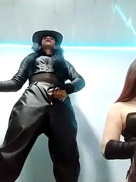 latintransbigcum online show from 09/28/25, 04:12