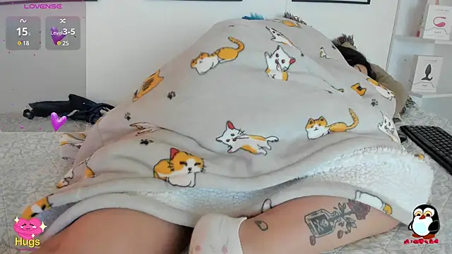 cristal  hot 1 online show from 02/21/25, 10:17