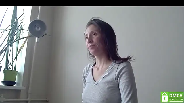 Sophi Cute online show from 10/04/25, 12:03