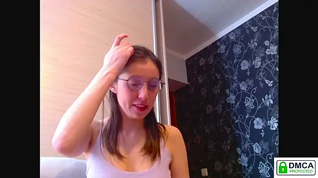 Sophi Cute online show from 04/05/26, 12:46