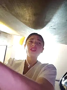 Sam Sara online show from 04/16/26, 03:57