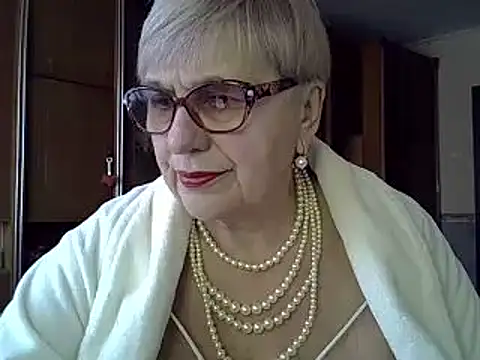 SweetCherry27 online show from 02/10/25, 11:36