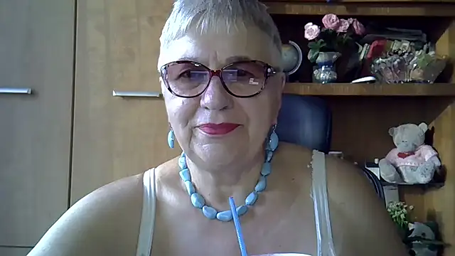 SweetCherry27 online show from 09/16/25, 04:35