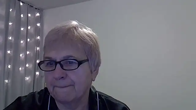 SweetCherry27 online show from 01/19/26, 04:49