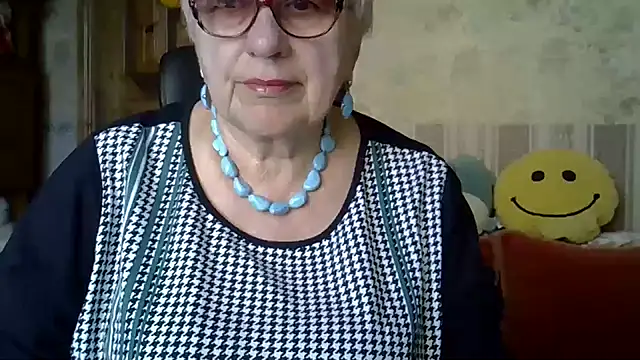 SweetCherry27 online show from 04/15/26, 08:10