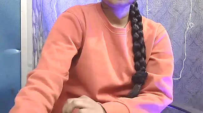 Snapshot of Supriya201 chatting on 12/10/24, 09:33 Supriya201 online show from 12/10/24, 09:33