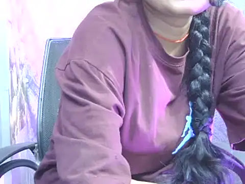 Snapshot of Supriya201 chatting on 12/26/24, 05:19 Supriya201 online show from 12/26/24, 05:19