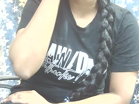 Snapshot of Supriya201 chatting on 01/15/26, 02:54 Supriya201 online show from 01/15/26, 02:54