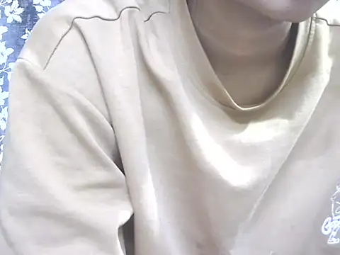 Snapshot of Supriya201 chatting on 02/14/26, 12:46 Supriya201 online show from 02/14/26, 12:46