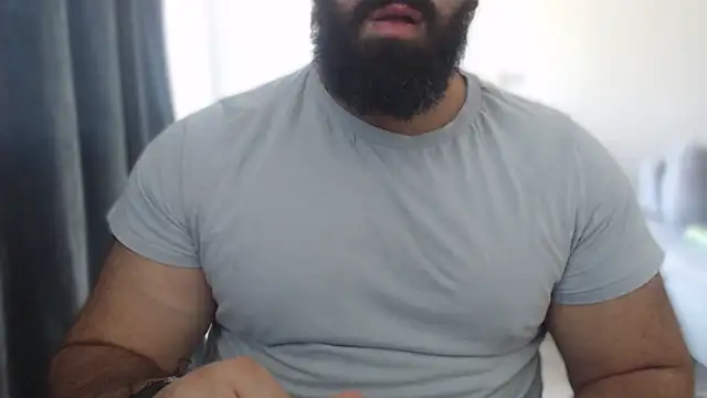 hugemachohandsome online show from 09/23/25, 07:44