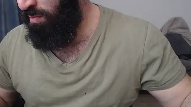 hugemachohandsome online show from 04/06/26, 10:05