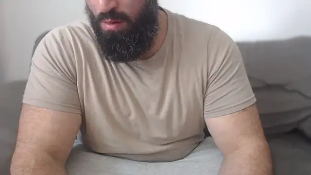 Snapshot of hugemachohandsome chatting on 06/19/26, 11:58 hugemachohandsome online show from 06/19/26, 11:58