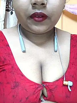 Sophiaboudi online show from 02/15/25, 05:50