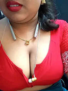 Sophiaboudi online show from 10/16/25, 05:58