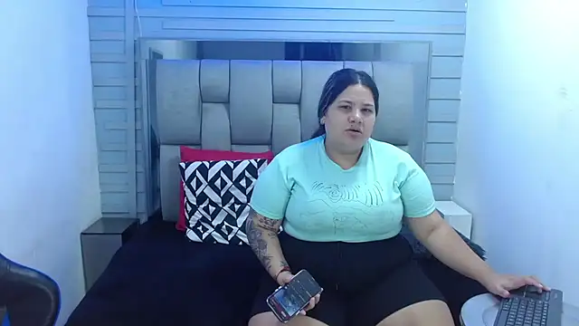 evelin zaens online show from 03/26/26, 03:56