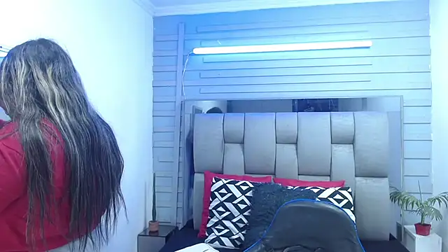 evelin zaens online show from 03/31/26, 03:41