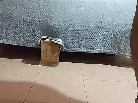 Snapshot of ffberty chatting on 09/28/25, 11:21 ffberty online show from 09/28/25, 11:21