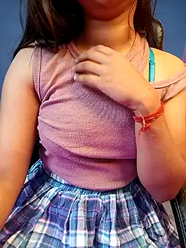 Snapshot of Aditi_1 chatting on 02/13/25, 12:13 Aditi 1 online show from 02/13/25, 12:13