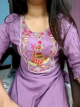 Aditi 1 online show from 04/18/26, 12:03