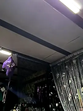 KikiXRed online show from 01/06/26, 05:44